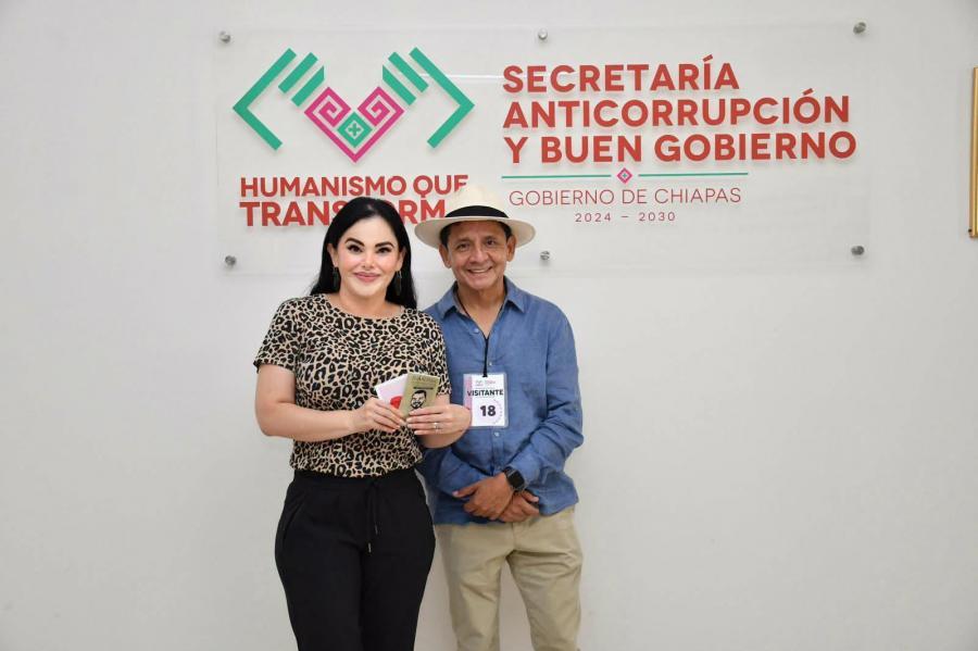 La Mtra. Ana Laura Romero Basurto, titular de la Secretaría Anticorrupción y Buen Gobierno, agradeció la visita del Dr. Sarelly Martínez Mendoza.