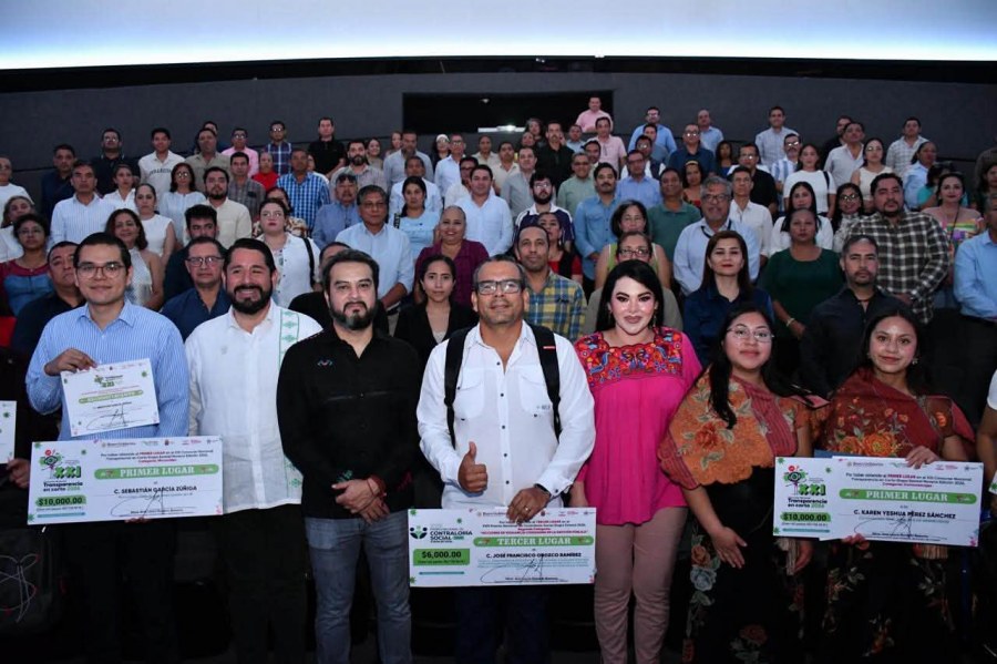 Juventudes chiapanecas ponen a la IA en el banquillo: SAyBG premia a quienes enfrentan la desinformación y vigilan el gasto público